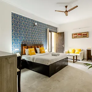lime-tree-golf-course-road-sector-43-gurugram.top-gurgaonhotels.com/